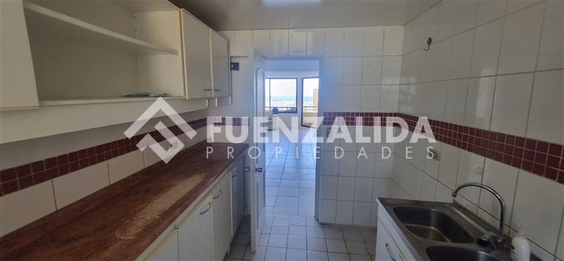 Departamento en venta de 4 dorm. en Viña del Mar