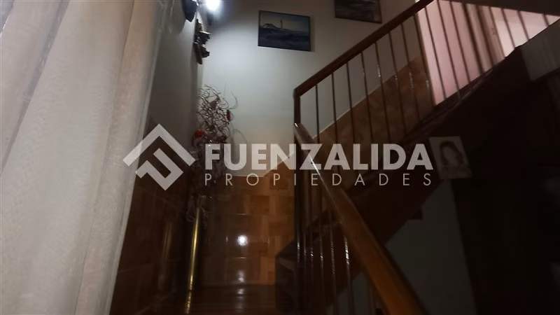 Casa en venta de 4 dorm. en Valparaíso