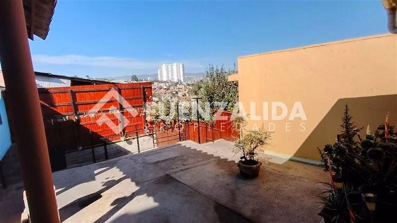 Casa en venta de 4 dorm. en Valparaíso