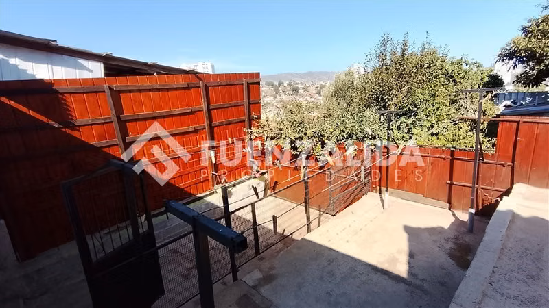 Casa en venta de 4 dorm. en Valparaíso