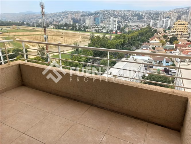 Departamento en venta de 2 dorm. 1 baño, sector Sporting.