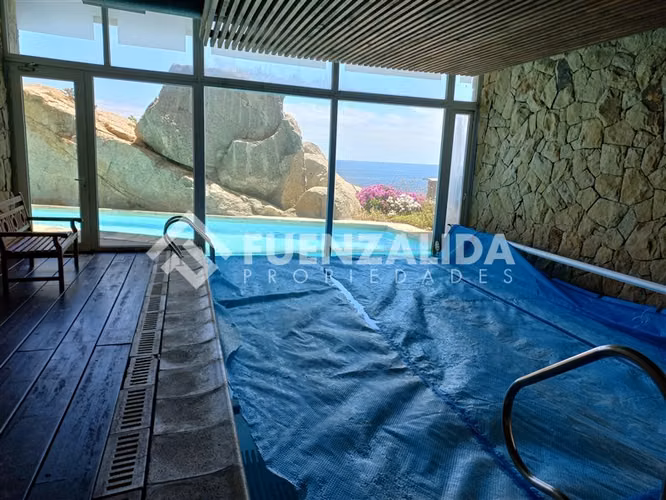 Departamento en venta primera linea tres dormitorios baños