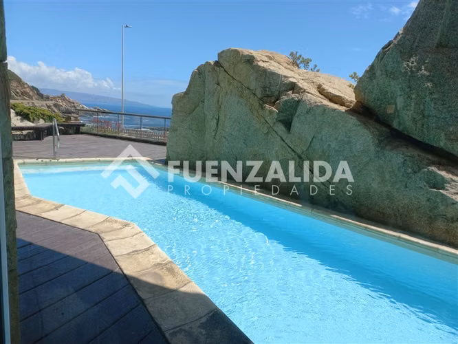 Departamento en venta primera linea tres dormitorios baños