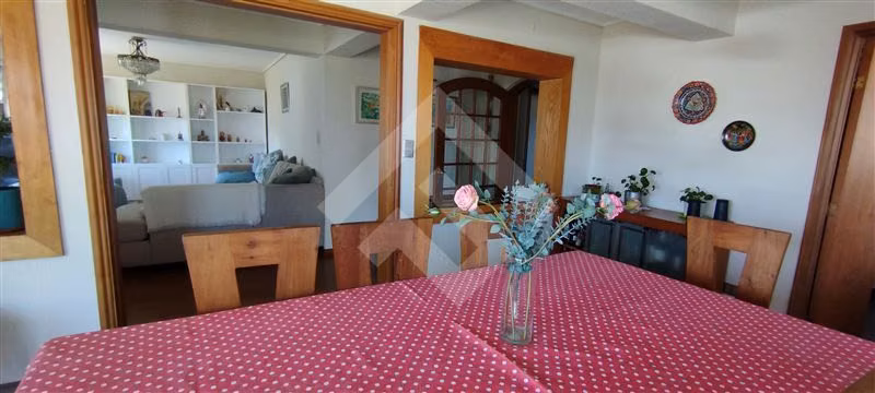 Departamento en venta de 4 dorm. en Viña Poniente
