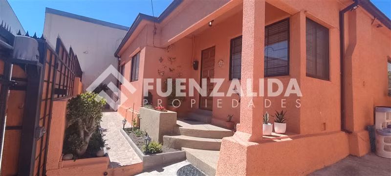 Casa en venta de 3 dorm. en Viña del Mar