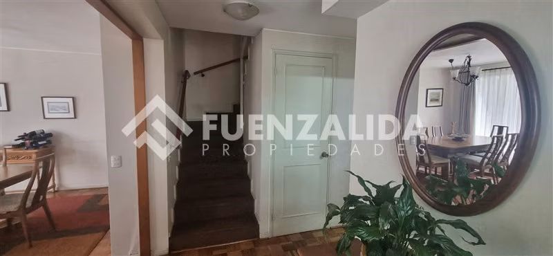 Casa en venta de 4 dorm. en Viña del Mar