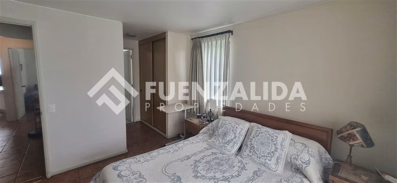 Casa en venta de 4 dorm. en Viña del Mar