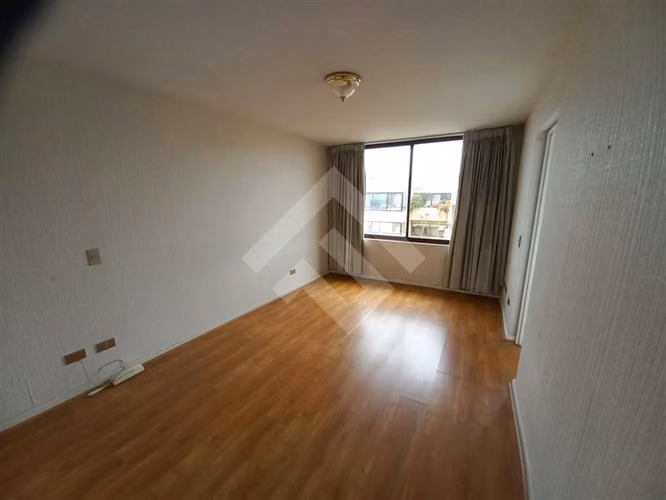 Departamento en venta de 2 dorm, 3 baños, 90 metros, centra