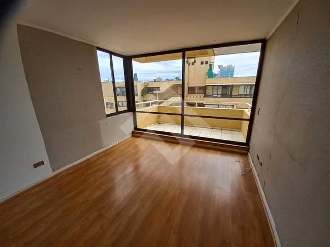 Departamento en venta de 2 dorm, 3 baños, 90 metros, centra