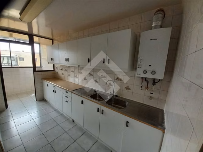Departamento en venta de 2 dorm, 3 baños, 90 metros, centra
