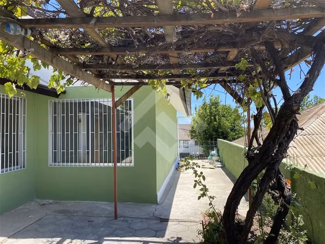 Casa en venta de 4 dorm. en Quilpué