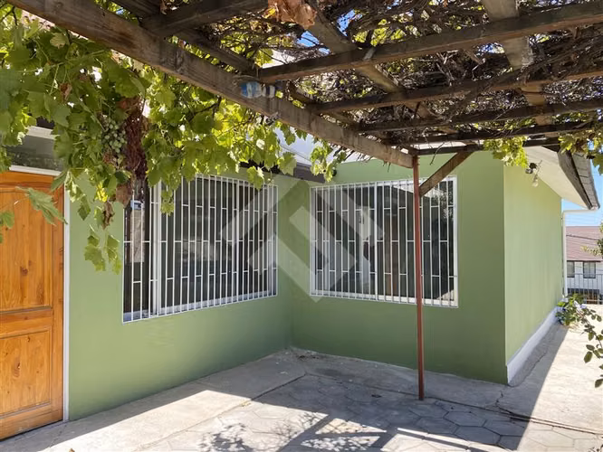 Casa en venta de 4 dorm. en Quilpué