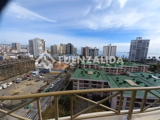 Departamento amoblado año corrido 4 dor, sector Poniente
