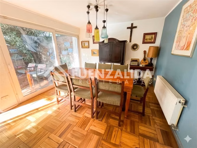 Casa en venta de 4 dorm. en Vitacura - Imagen 4