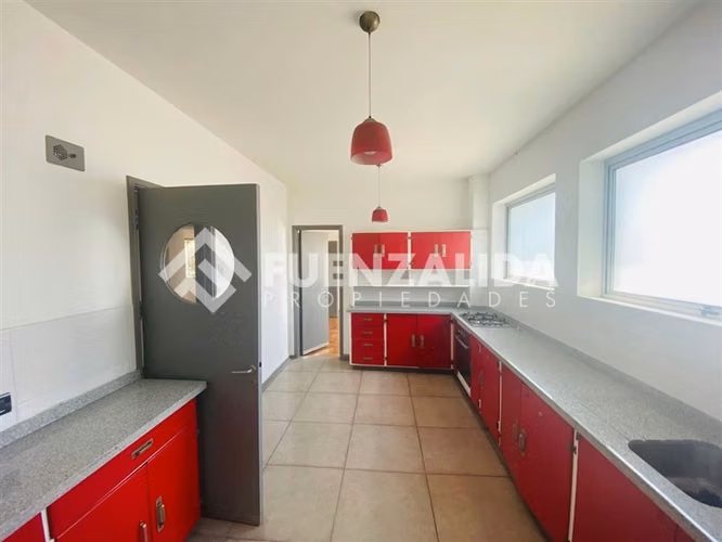 Venta de Departamento de 3 dorm, semi remodelado en Recoleta - Imagen 5