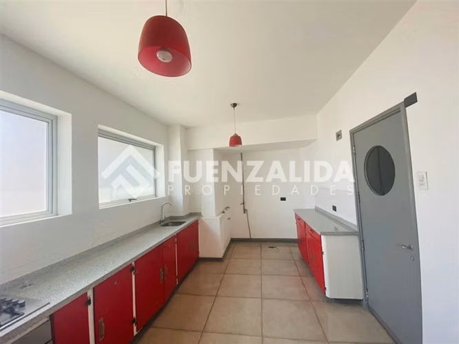 Venta de Departamento de 3 dorm, semi remodelado en Recoleta - Imagen 6