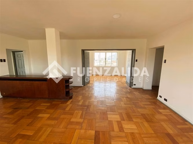 Venta de Departamento de 3 dorm, semi remodelado en Recoleta - Imagen 12