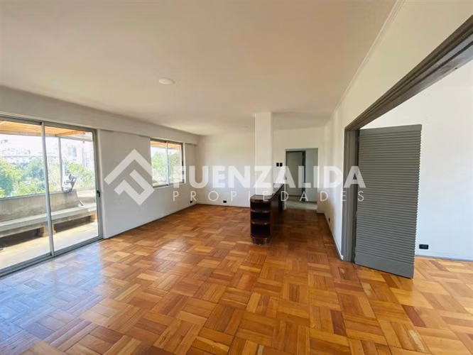 Venta de Departamento de 3 dorm, semi remodelado en Recoleta - Imagen 9