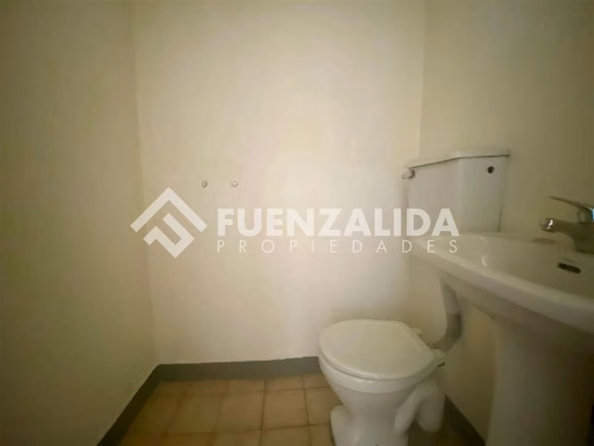 Venta de Departamento de 3 dorm, semi remodelado en Recoleta - Imagen 4