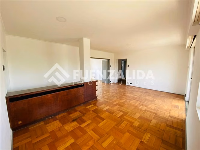 Venta de Departamento de 3 dorm, semi remodelado en Recoleta - Imagen 10