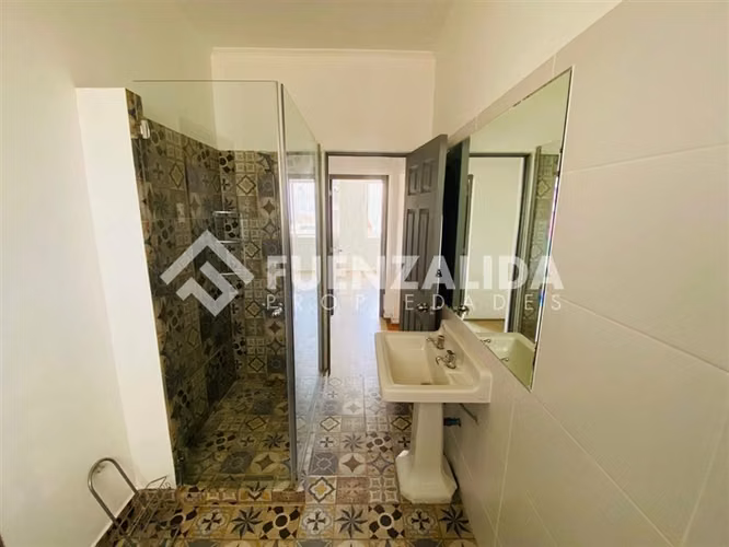 Venta de Departamento de 3 dorm, semi remodelado en Recoleta - Imagen 15