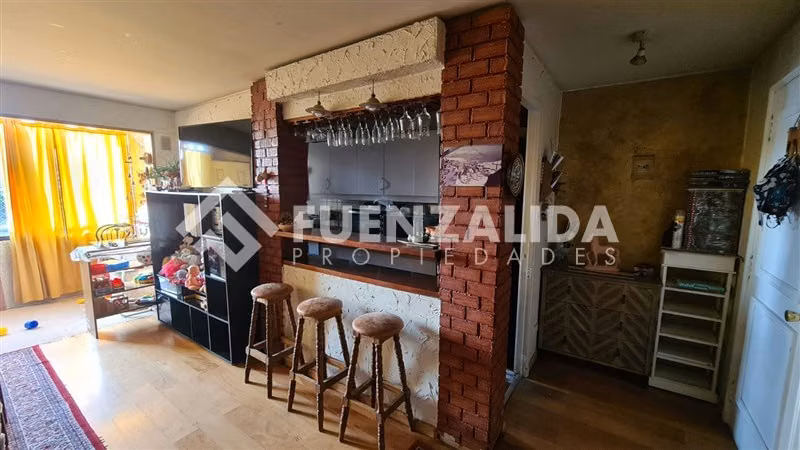 Departamento en venta de 2 dorm. en Lo Barnechea