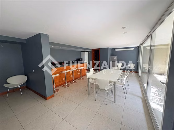 Departamento en venta de 3 dorm. en Las Condes