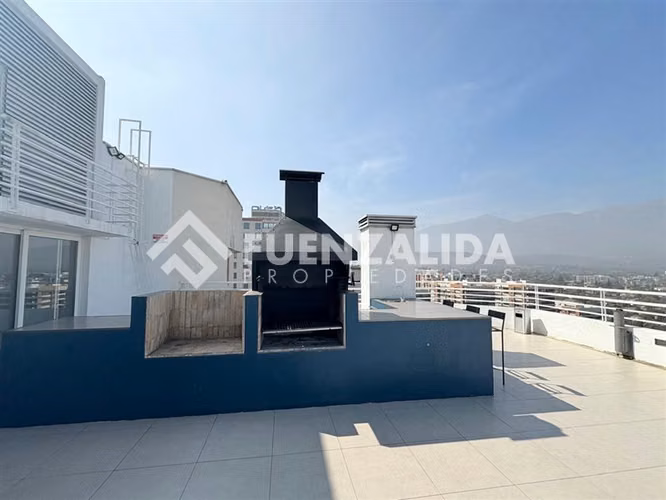 Departamento en venta de 3 dorm. en Las Condes