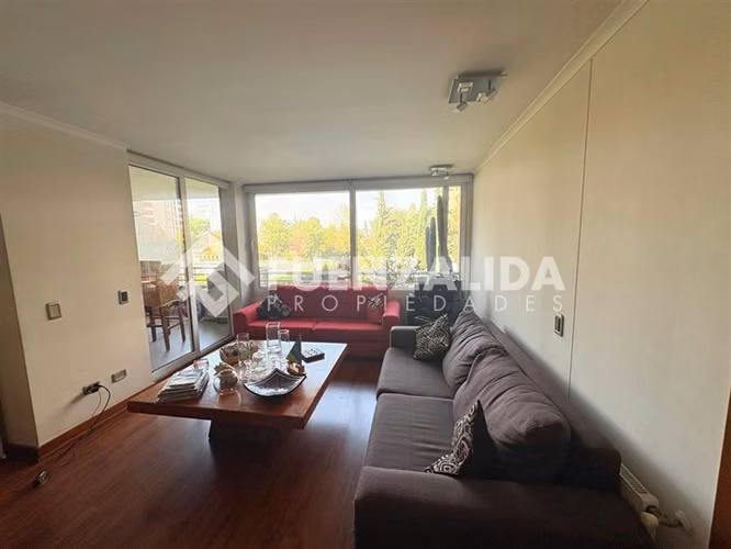 Departamento en venta de 3 dorm. en Las Condes