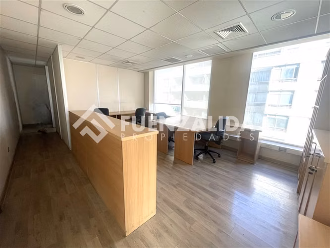 Oficina en venta en Providencia