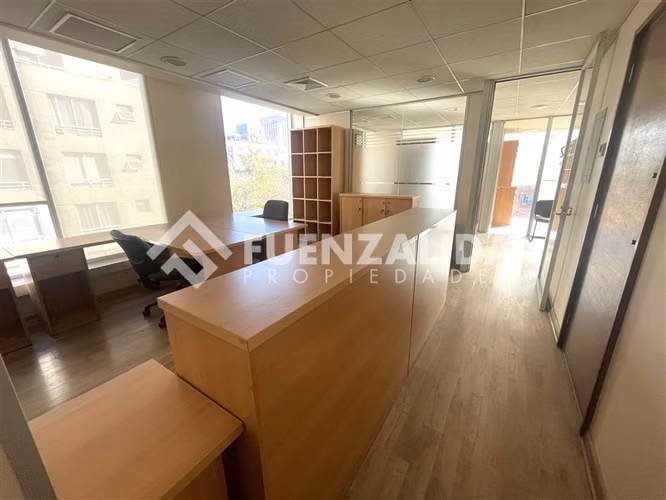 Oficina en venta en Providencia