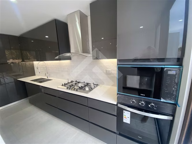 Casa en venta de 4 dorm. en Colina Brisas Norte