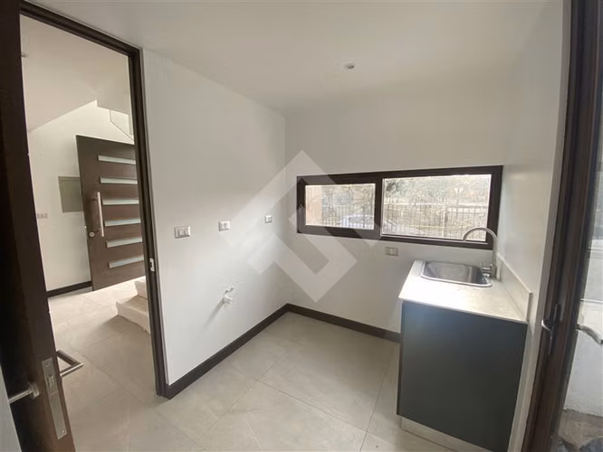 Casa en venta de 4 dorm. en Colina Brisas Norte