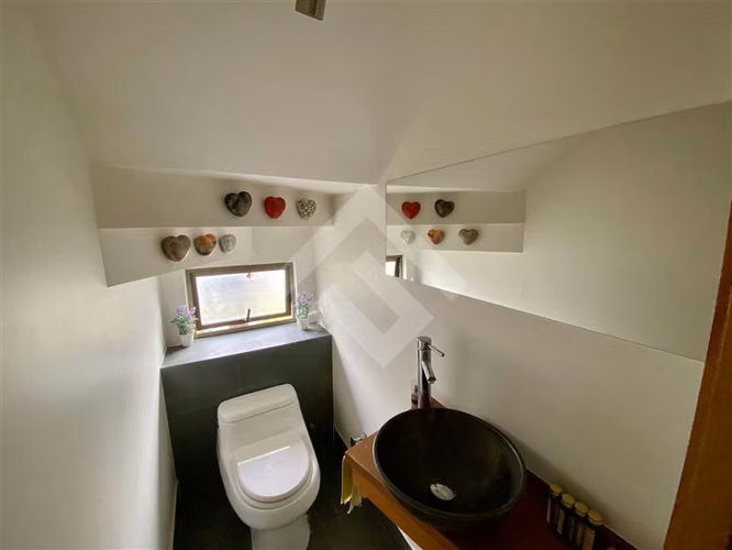 Casa en venta de 4 dorm. 2 suite en la Reserva en Colina