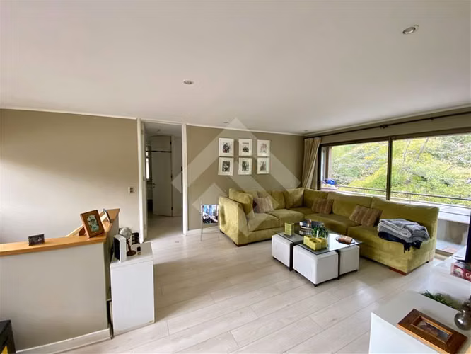 Casa en venta de 4 dorm. 2 suite en la Reserva en Colina