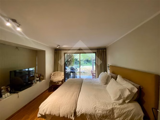 Casa en venta de 4 dorm. 2 suite en la Reserva en Colina