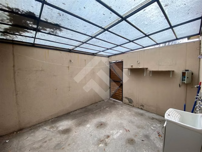 Casa en venta de 3 dorm. en Piedra Roja Colina