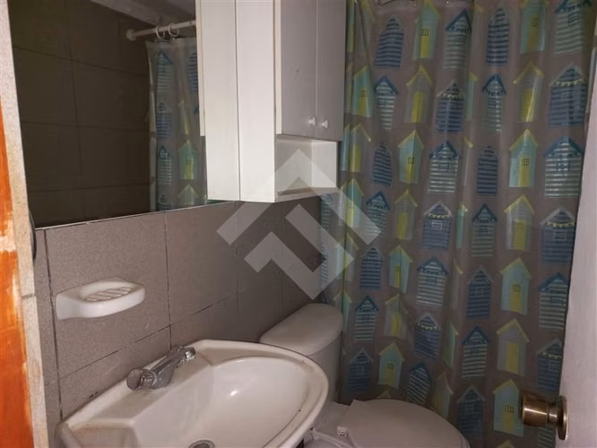 Casa en venta de 3 dorm. en La Reina