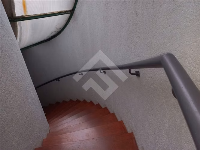 Casa en venta de 3 dorm. en La Reina
