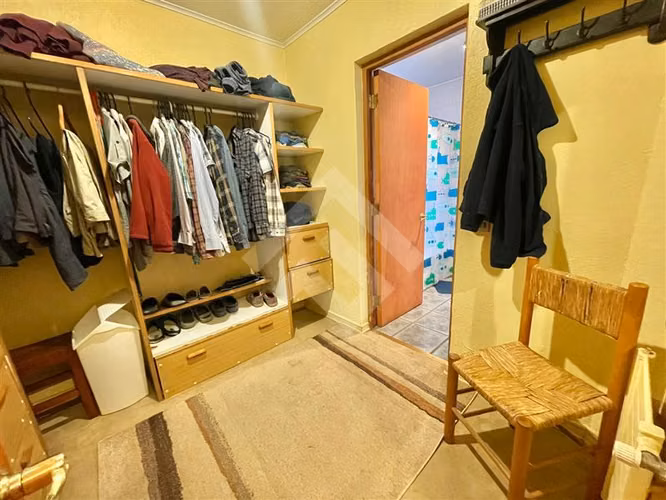 Casa en venta de 5 dorm. en Calera de Tango 5042 mt2 Terreno