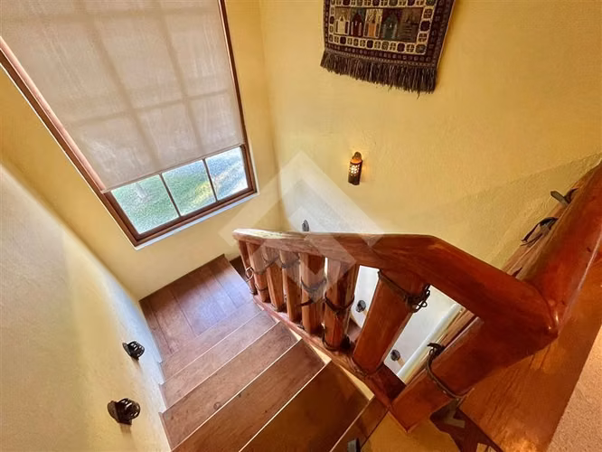 Casa en venta de 5 dorm. en Calera de Tango 5042 mt2 Terreno