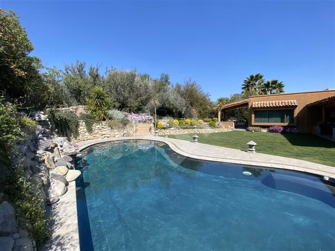 Estupenda Casa en venta de 4 dorm. en Piedra Roja, Colina - Imagen 39