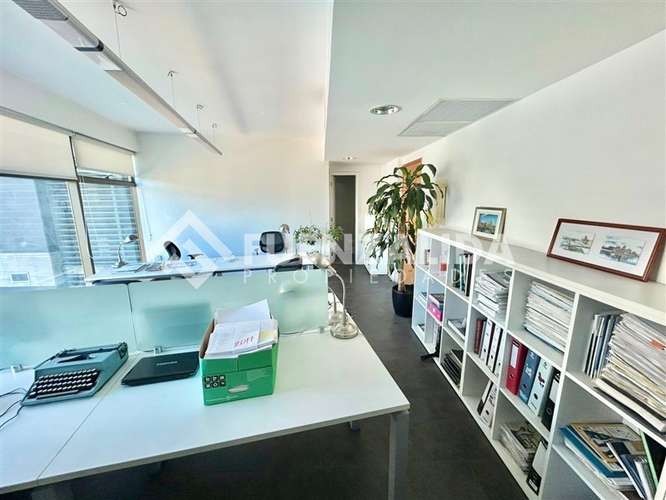 Moderna Oficina en Arriendo Metro Manquehue Las Condes