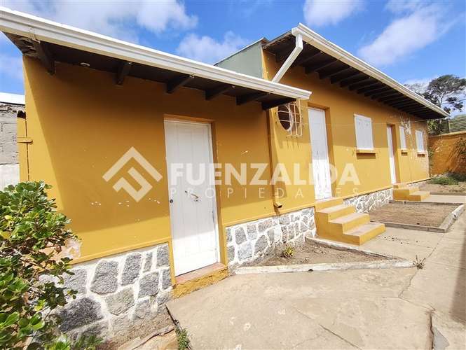Casa 4d 3b - 201m2 - 585m2 - Algarrobo Clásico