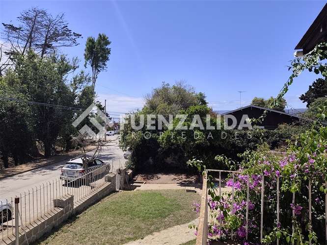 Casa 4d 3b - 201m2 - 585m2 - Algarrobo Clásico
