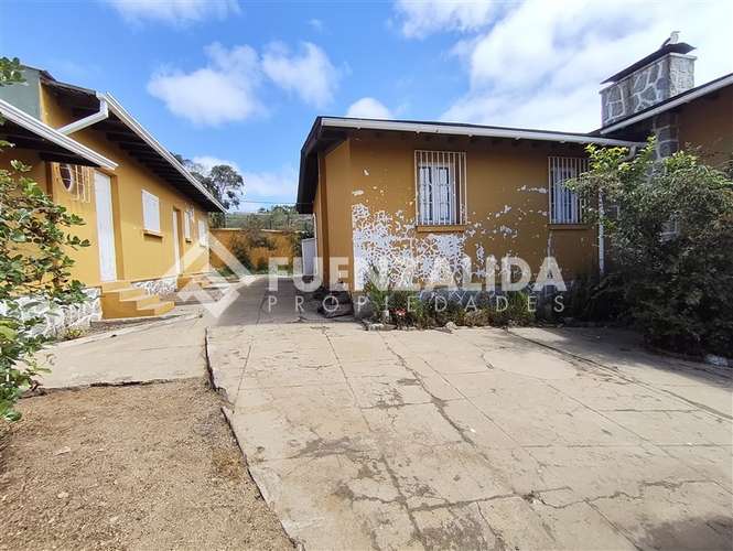 Casa 4d 3b - 201m2 - 585m2 - Algarrobo Clásico