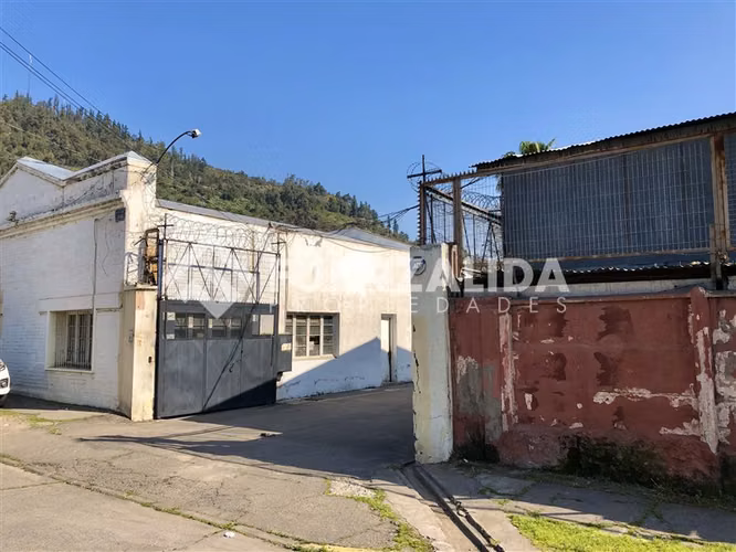 Gran Conectividad Propiedad Industrial en Venta en Recoleta
