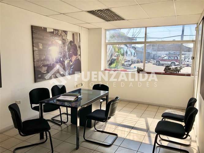 Gran Conectividad Propiedad Industrial Arriendo en Recoleta