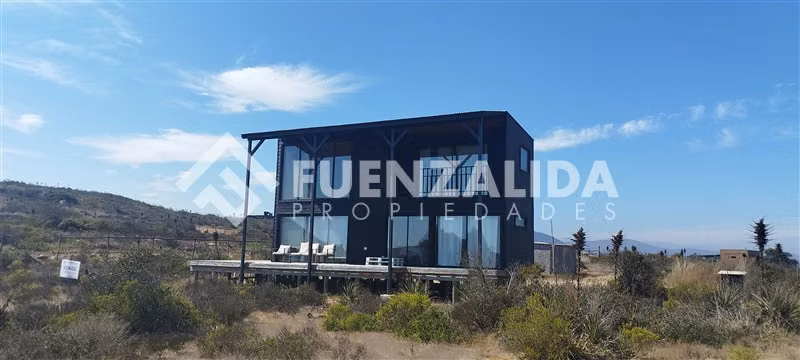 Casa Funcional. Rocas del Mar Los Molles 3d 2b 5000m2