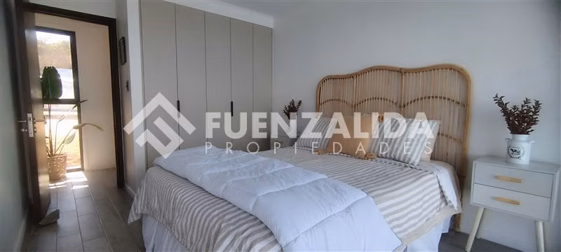 Casa Moderna. Rocas del Mar Los Molles 3d 2b 5804 m2